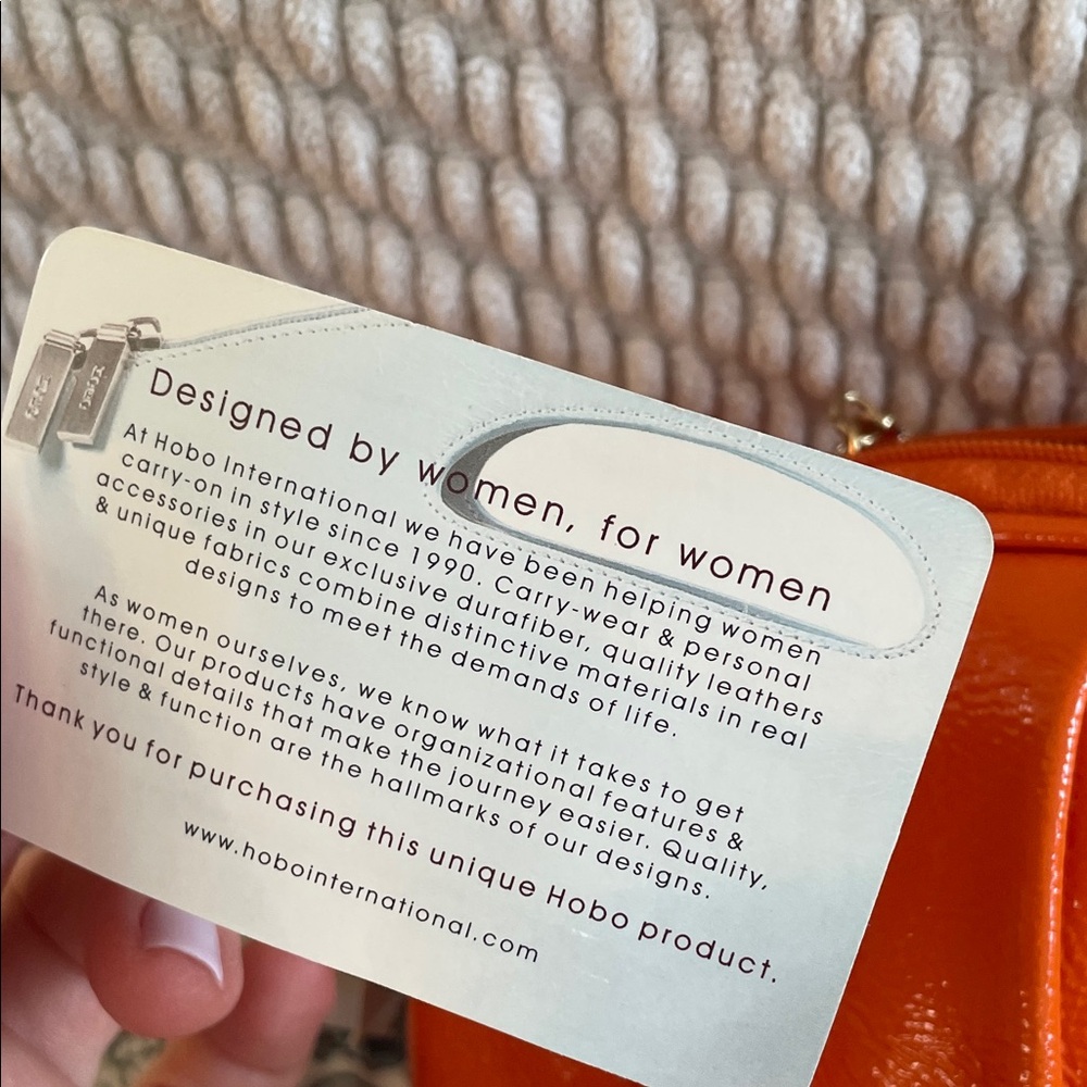 NWT $65 HOBO International Vibrant Patent Orange Clutch Makeup Accessories - Picture 9 of 16
